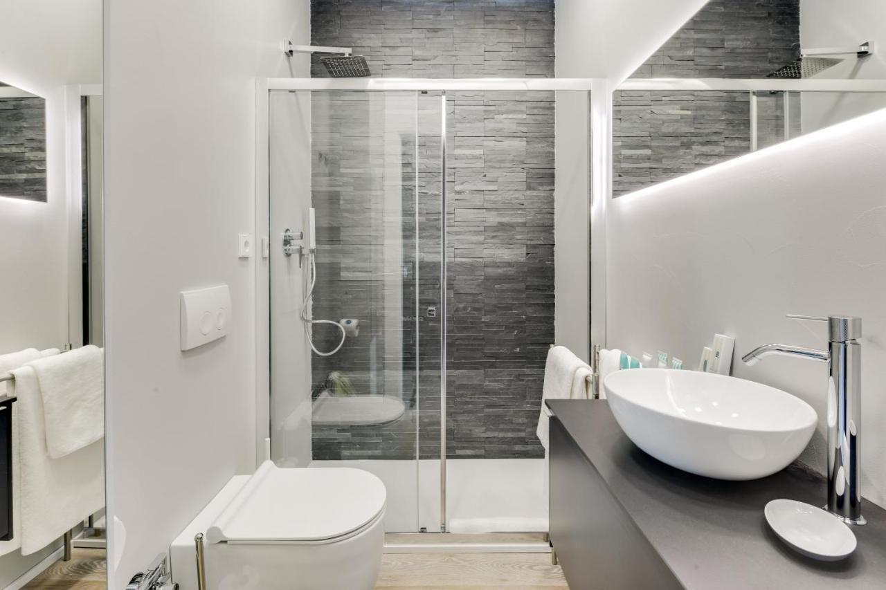 Sweett - Vista Duomo Apartment มิลาน ภายนอก รูปภาพ
